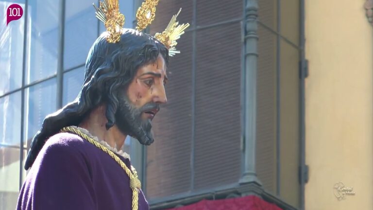 Cofradías del Lunes Santo en Sevilla: Una Tradición Emocionante