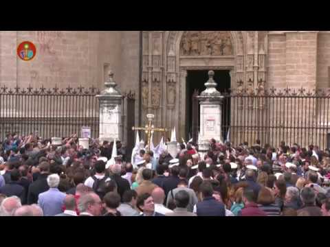 Admira las grandiosas procesiones del Domingo de Resurrección en Sevilla